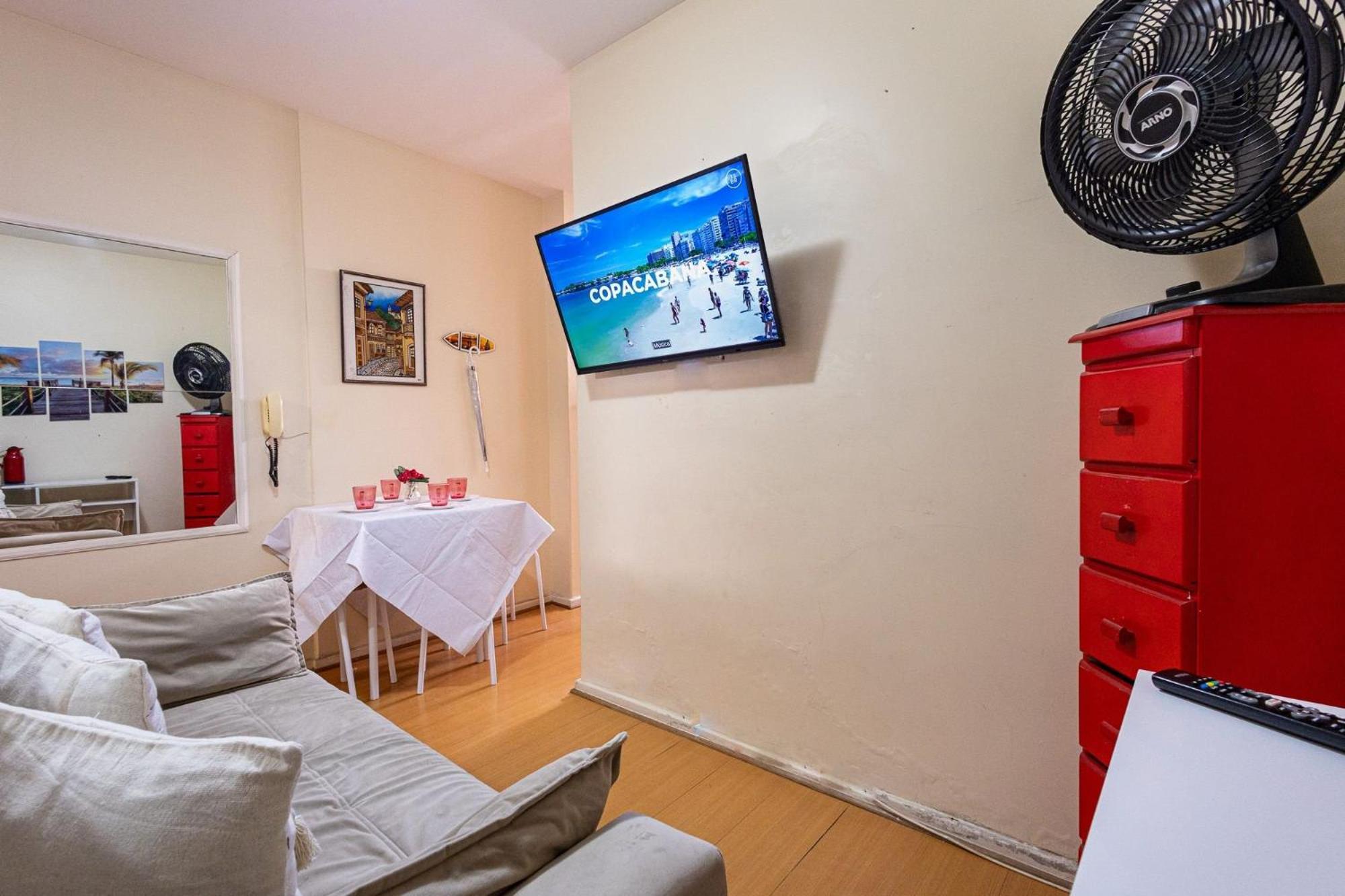 Apartamento Copacabana 200M Da Praia - Wifi Gratis - Cp5 Рио-де-Жанейро Экстерьер фото